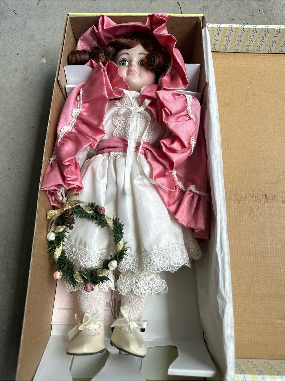 Seymour Mann Merri Porcelain Doll Limited Edition Bradleys Box Pink dress Bonnet